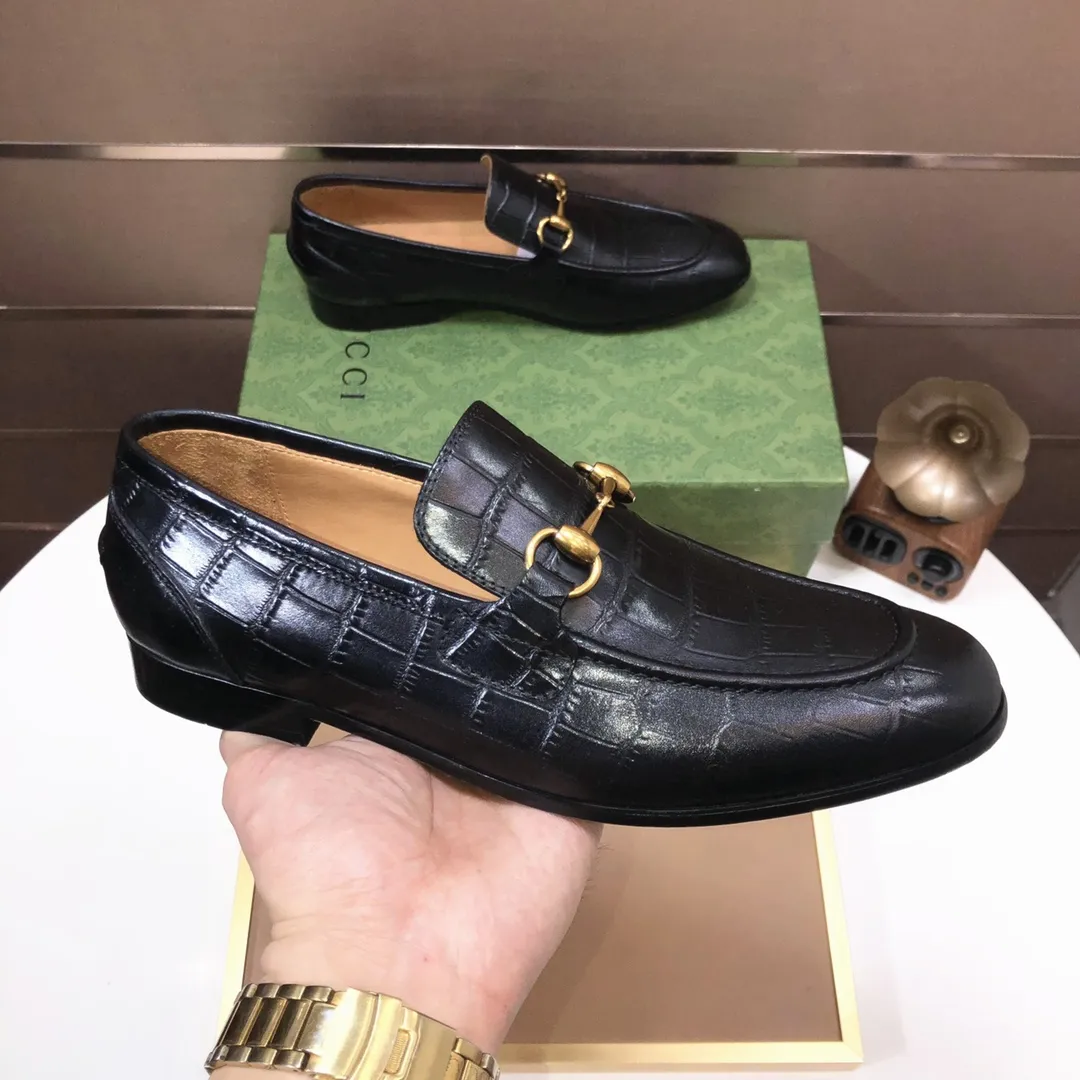 Men's shoes 💰580💰[GUCCI—Gucci] The latest high-end version of Gucci. Official website new model. Available at the same time at counters, the uppers are made of original cowhide imported from Italy/matched with the original special material splicing design concept; "highlight, high-end, grade, extravagance" and exquisite workmanship (original mesh fabric) sole: original factory special outsole size (38-45) (custom-made 45 non-returnable)
